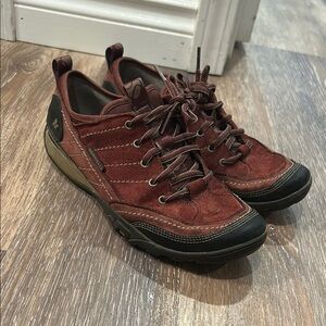 Merrell women's Red and Black Casual Shoes